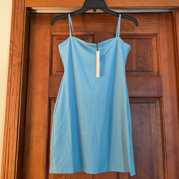 **NWT** Susana Monaco mini dress size Medium in the color “Wave”. - Picture 2 of 3